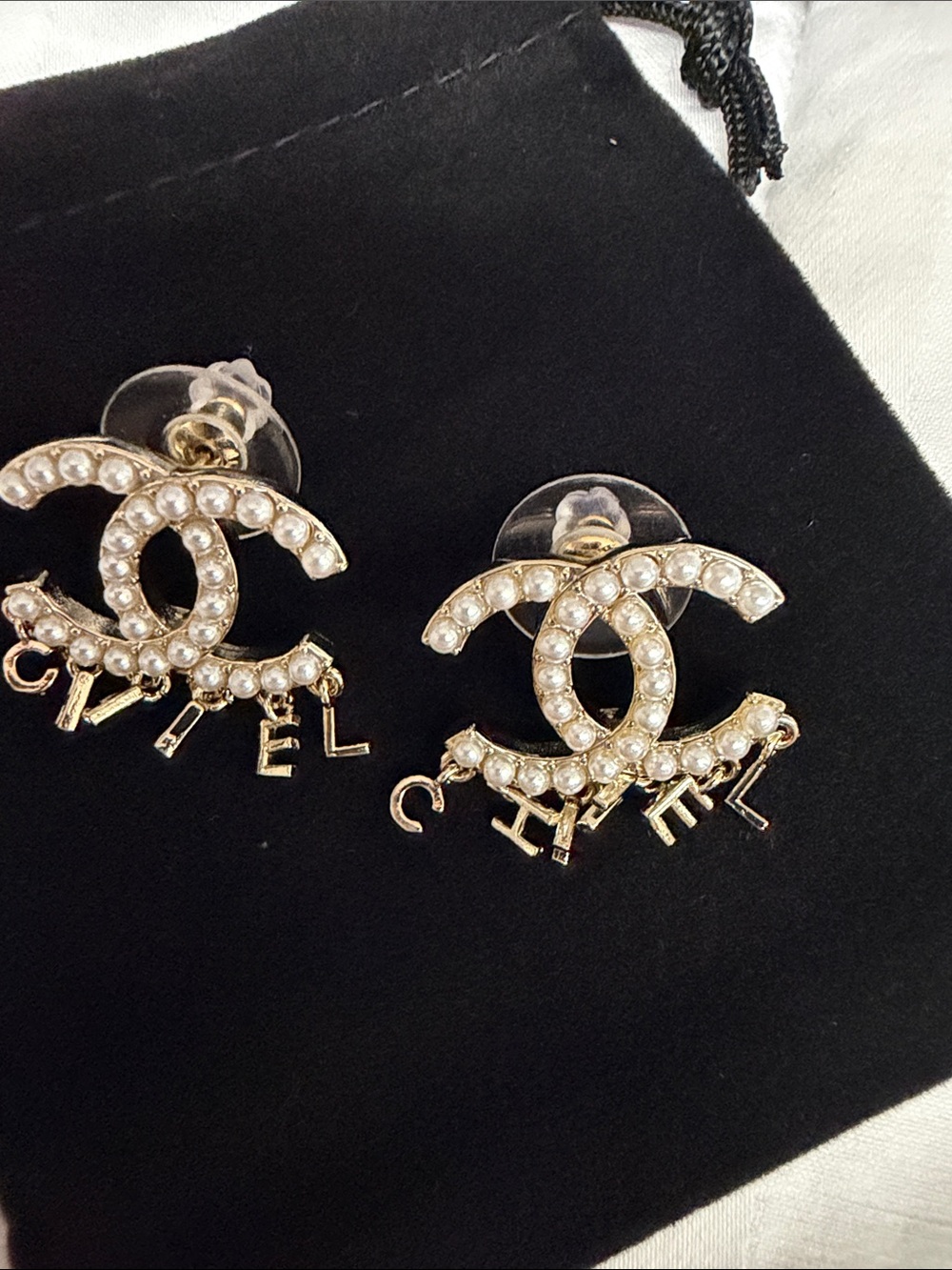 Fashion Jewelry Gold-Tone Pearl Chanel Logo Drop Earrings